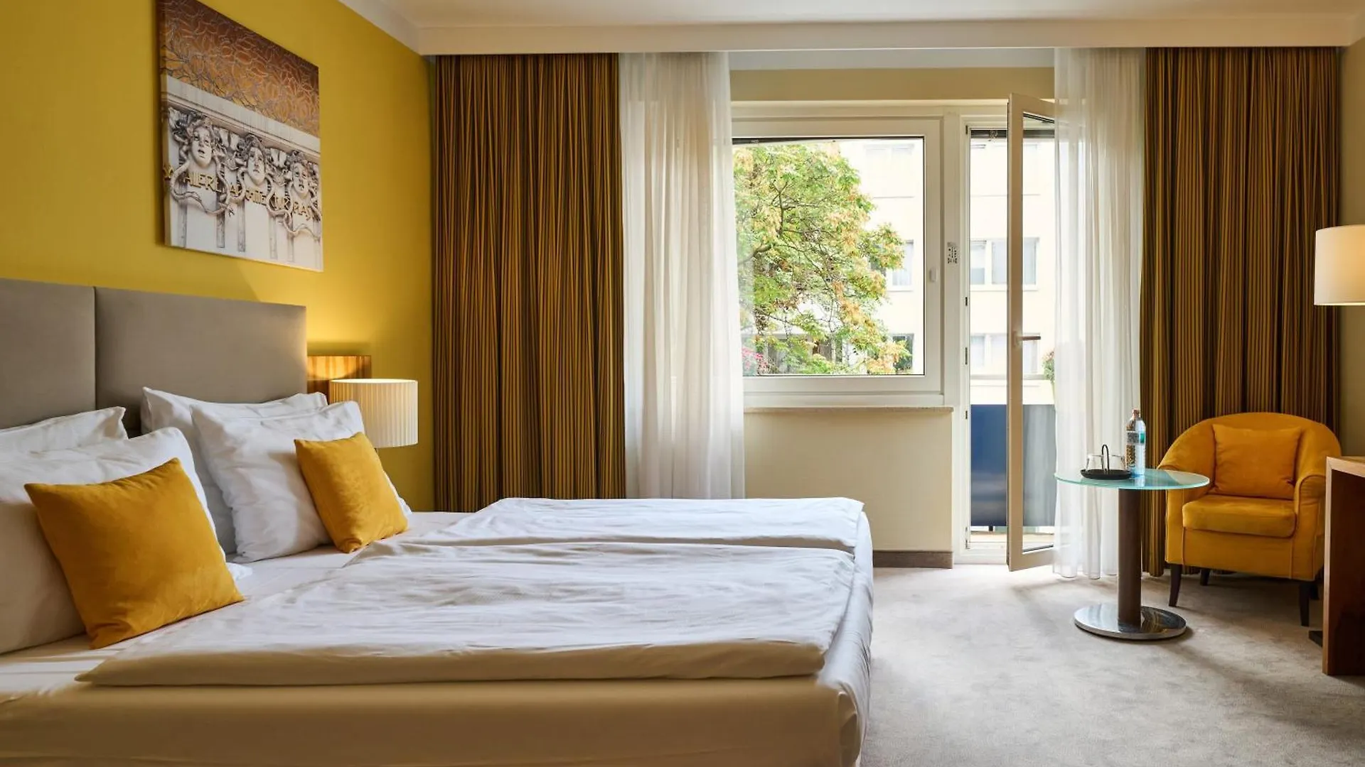 Henriette Stadthotel Vienna 4*,  Austria