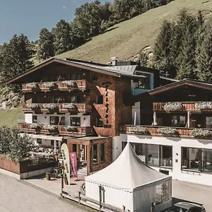 Szálloda & Tiroler Buam ****