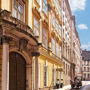 Pertschy Palais Szálloda